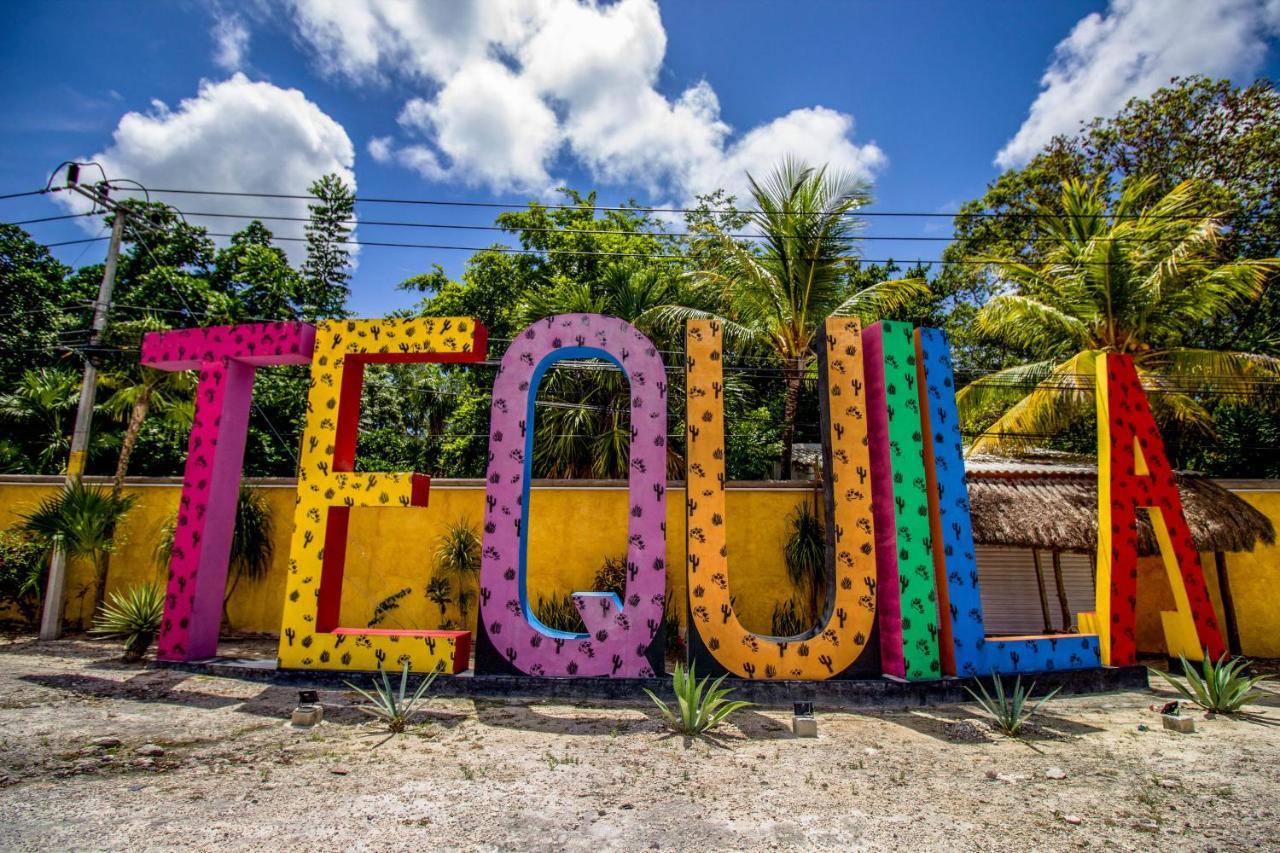 Hotel Tequila Cancun Exterior photo